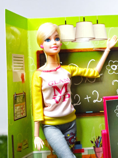 Barbie maestra - MY46