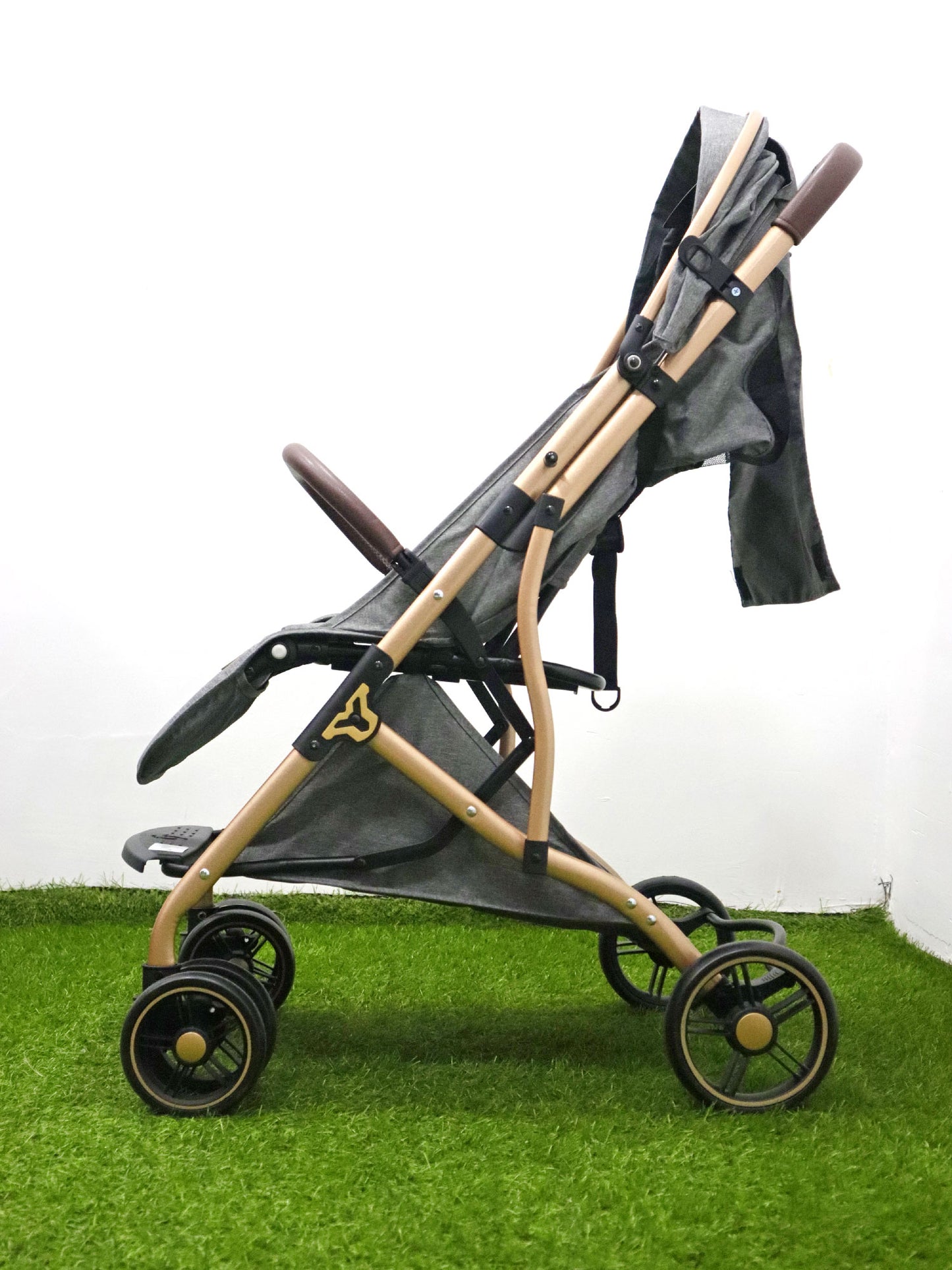 Coche Tipo Maleta - V61GRAY