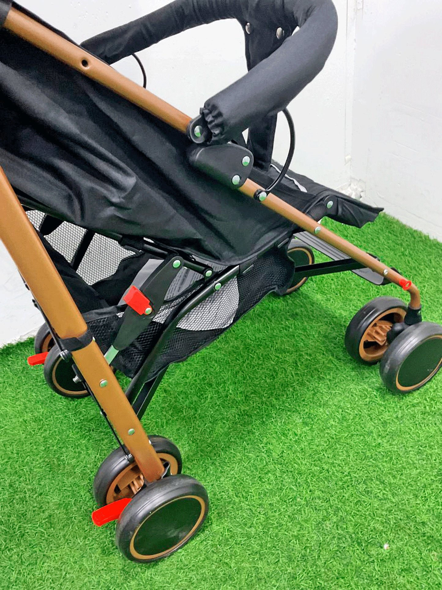 COCHE - KG100