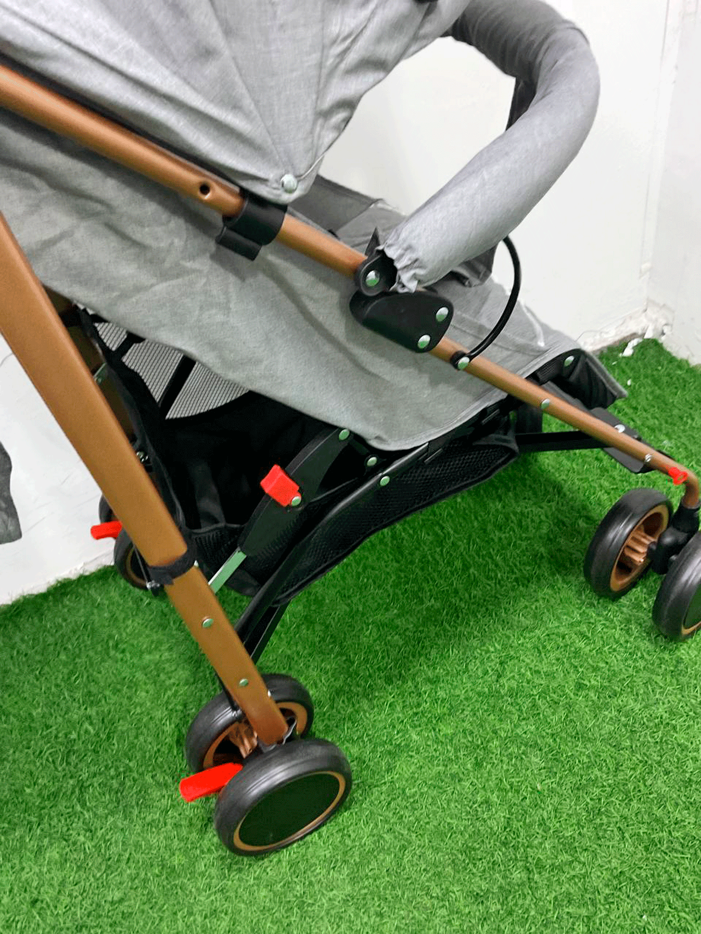 COCHE - KG102