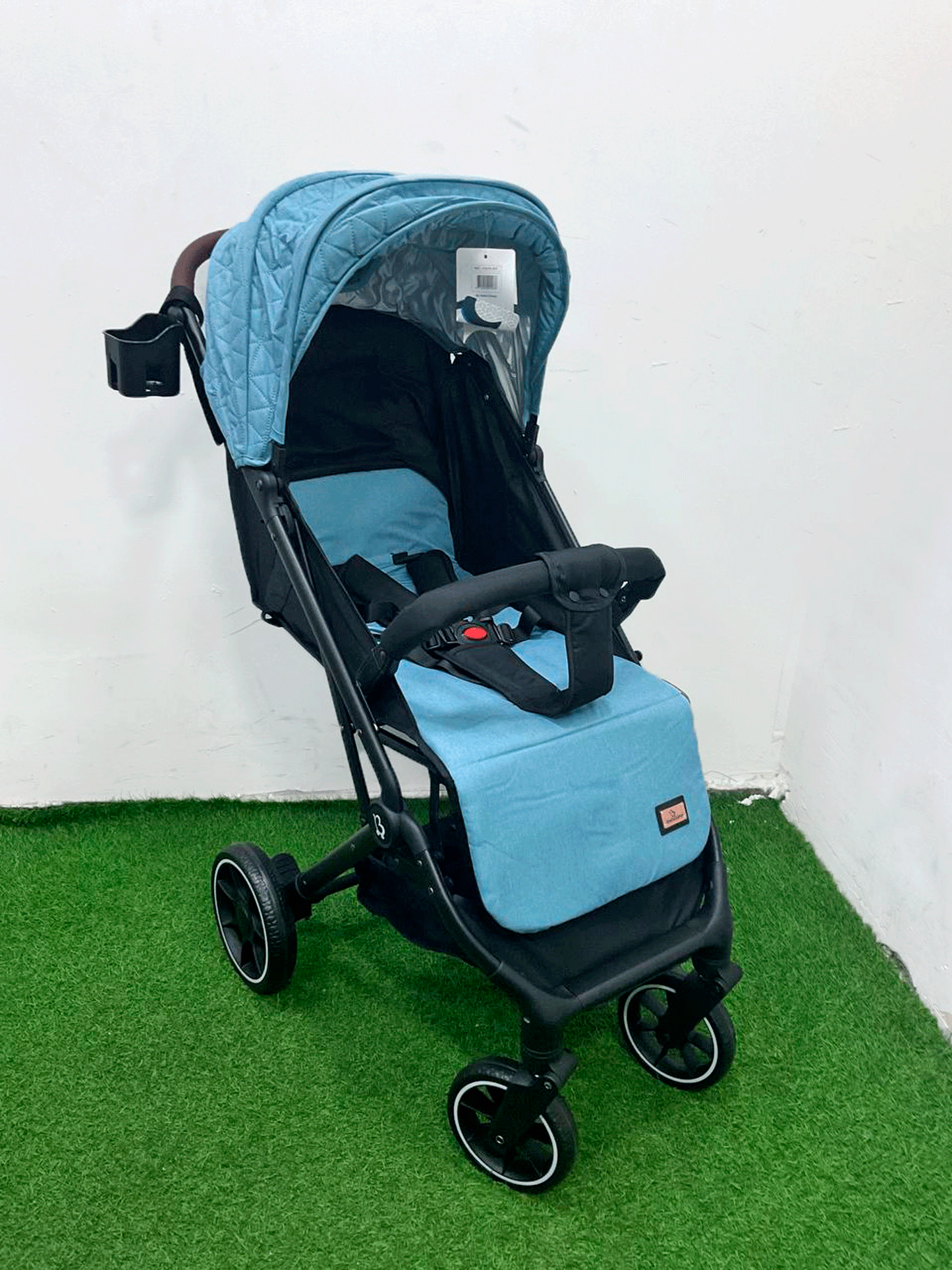 COCHE - VISTA303